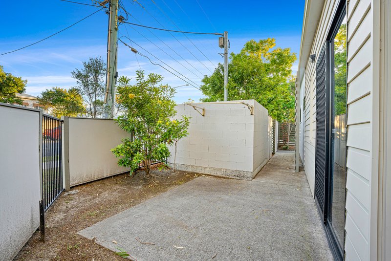 Photo - 1/102 River Hills Road, Eagleby QLD 4207 - Image 4