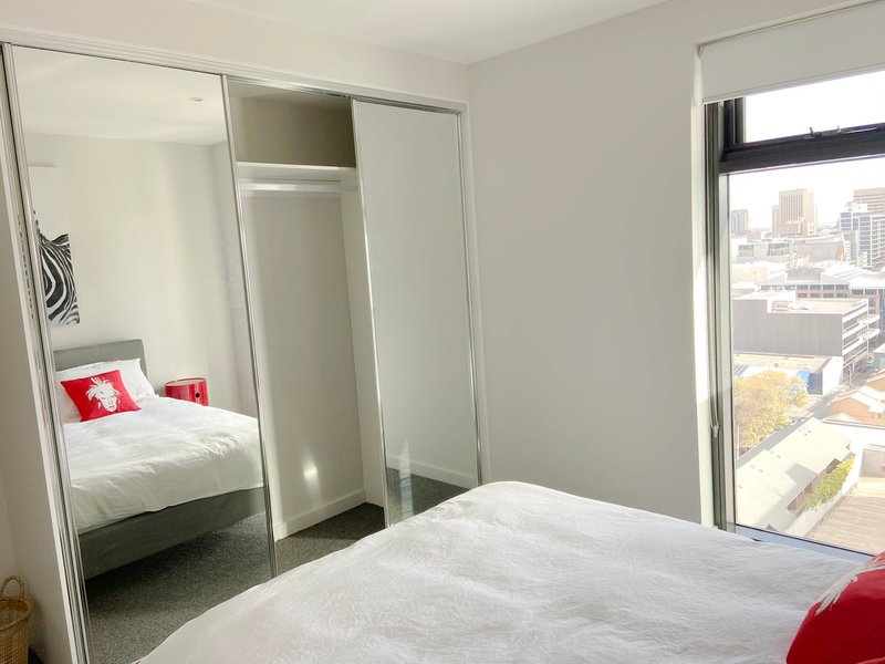 Photo - 1102/297 Pirie Street, Adelaide SA 5000 - Image 6