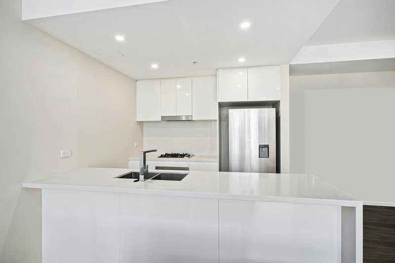 Photo - 1102/51 Crown Street, Wollongong NSW 2500 - Image 4