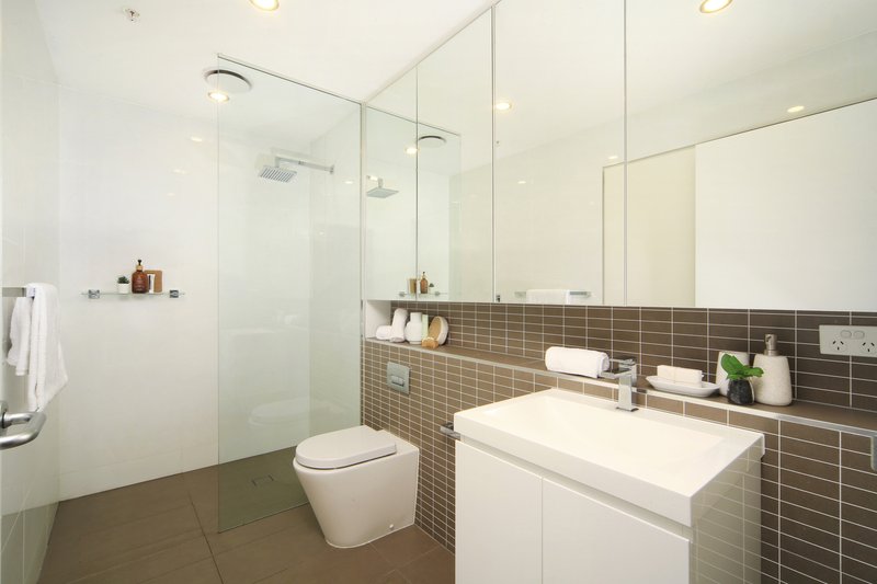 Photo - 1102/6 Gertrude Street, Wolli Creek NSW 2205 - Image 6