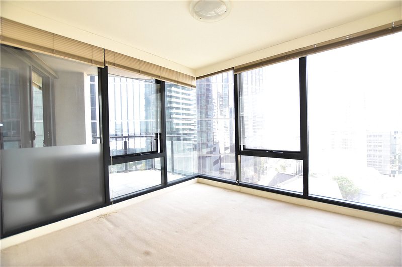 Photo - 1102/63 Whiteman Street, Southbank VIC 3006 - Image 3