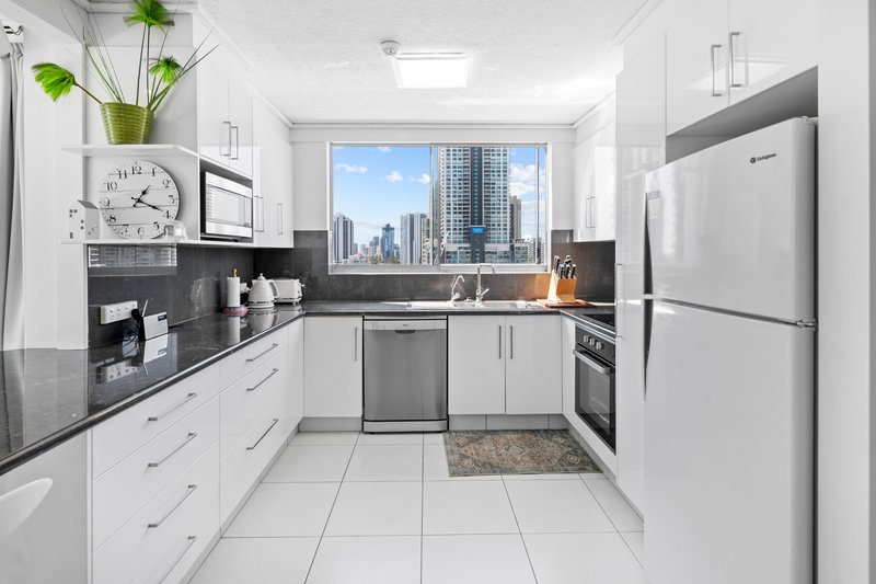 Photo - 1102/67 Ferny Avenue, Surfers Paradise QLD 4217 - Image 12