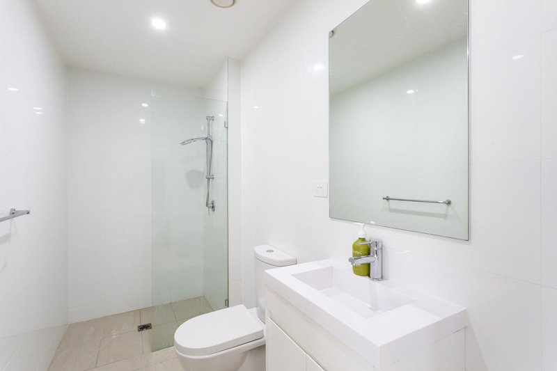 Photo - 110/27 Dressler Court, Merrylands NSW 2160 - Image 4