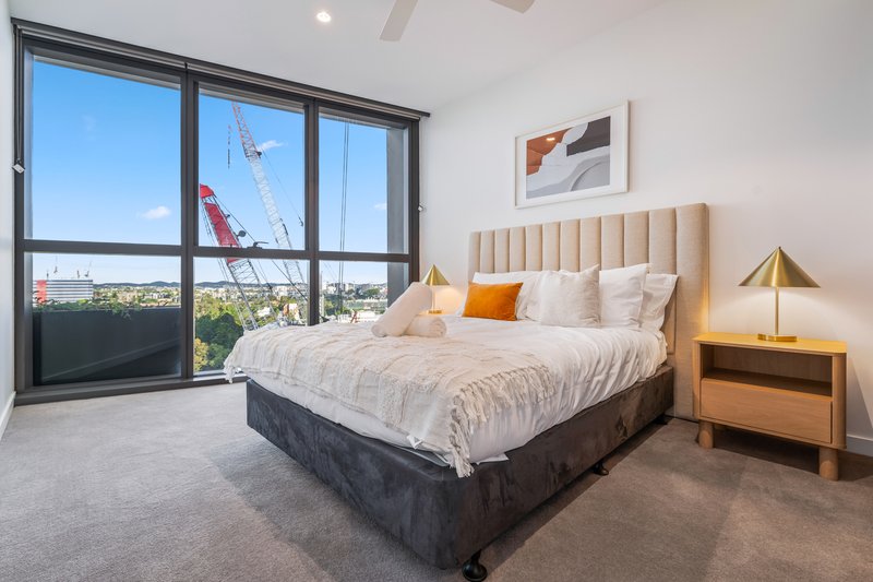 Photo - 1102/8 Margaret Street, Brisbane City QLD 4000 - Image 11
