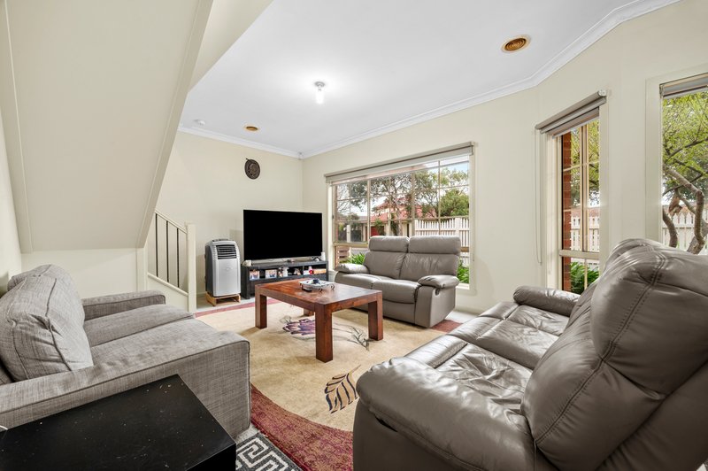 Photo - 1/103 Hickford Street, Reservoir VIC 3073 - Image 3