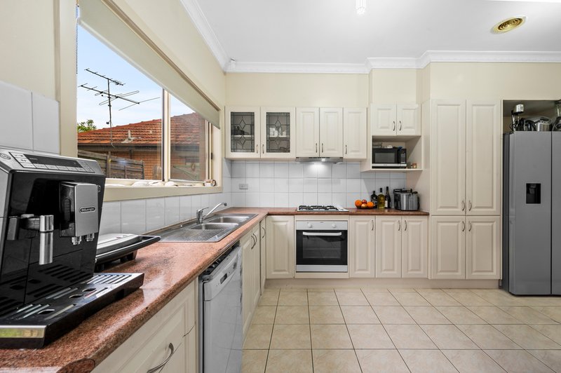 Photo - 1/103 Hickford Street, Reservoir VIC 3073 - Image 5