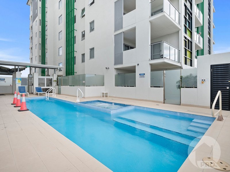 Photo - 1103/1-5 Cremin Street, Upper Mount Gravatt QLD 4122 - Image 7