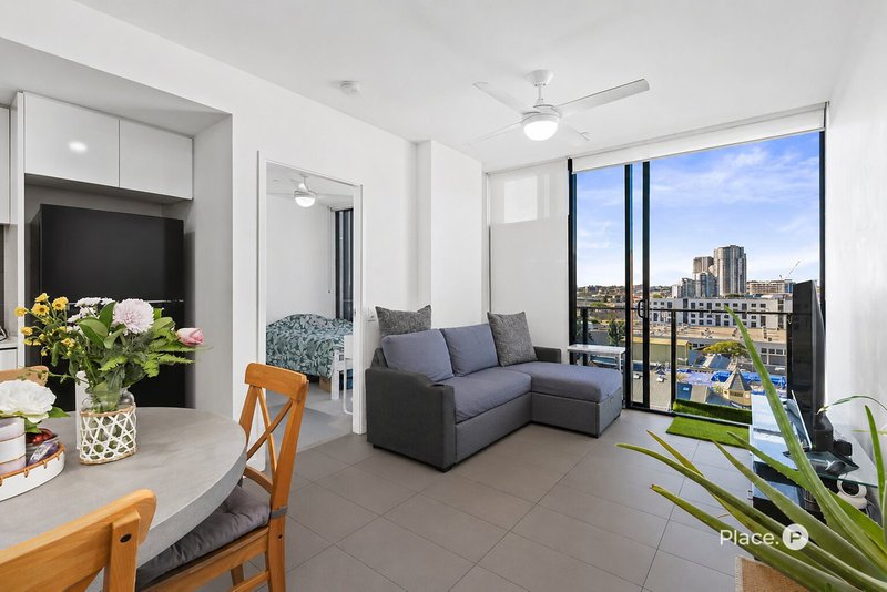 Photo - 1103/10 Trinity Street, Fortitude Valley QLD 4006 - Image 1