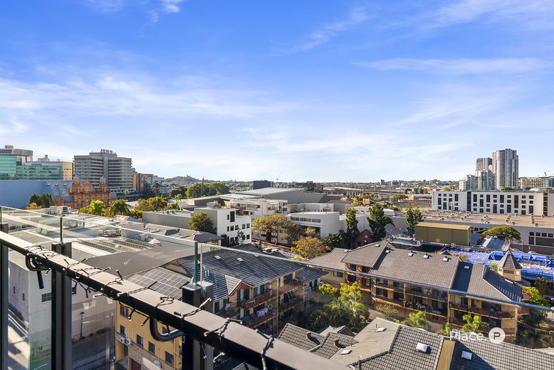 Photo - 1103/10 Trinity Street, Fortitude Valley QLD 4006 - Image 2