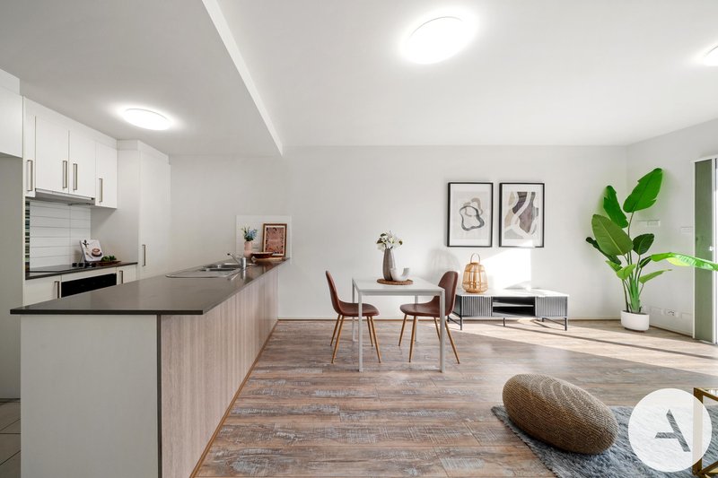 Photo - 110/311 Flemington Road, Franklin ACT 2913 - Image 11
