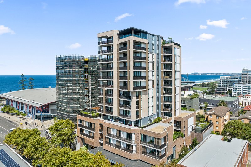 Photo - 1103/15-19 Crown Street, Wollongong NSW 2500 - Image 2