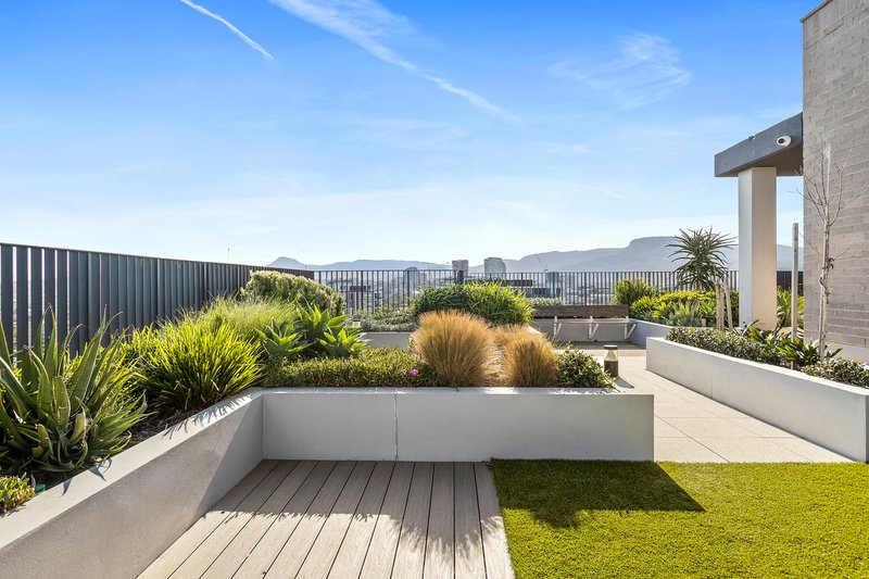 Photo - 1103/15-19 Crown Street, Wollongong NSW 2500 - Image 15