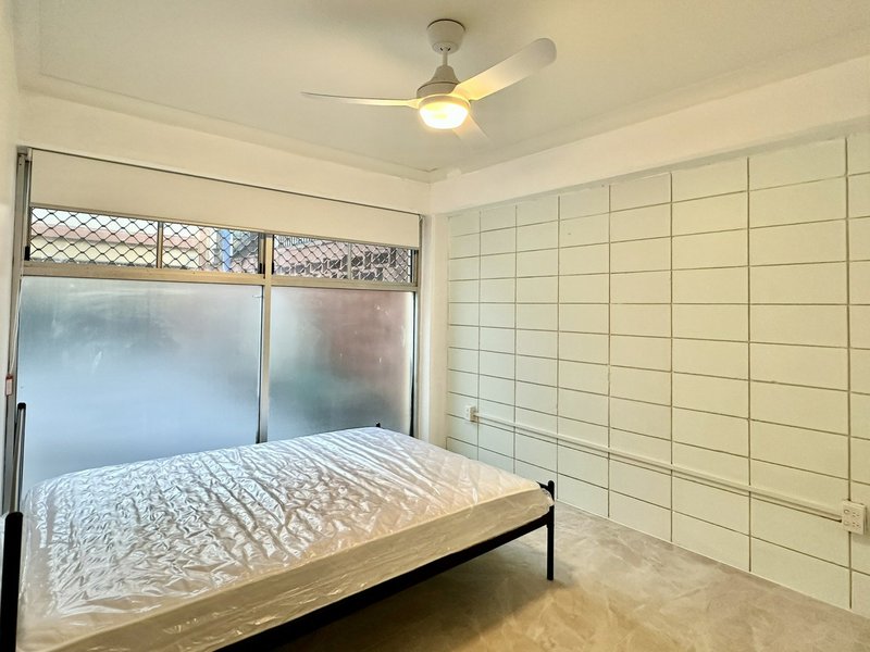 Photo - 110/3155 Surfers Paradise Blvd , Surfers Paradise QLD 4217 - Image 5