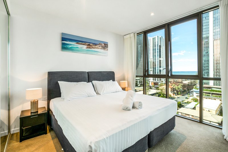 Photo - 1103/2663 Gold Coast Highway, Broadbeach QLD 4218 - Image 7