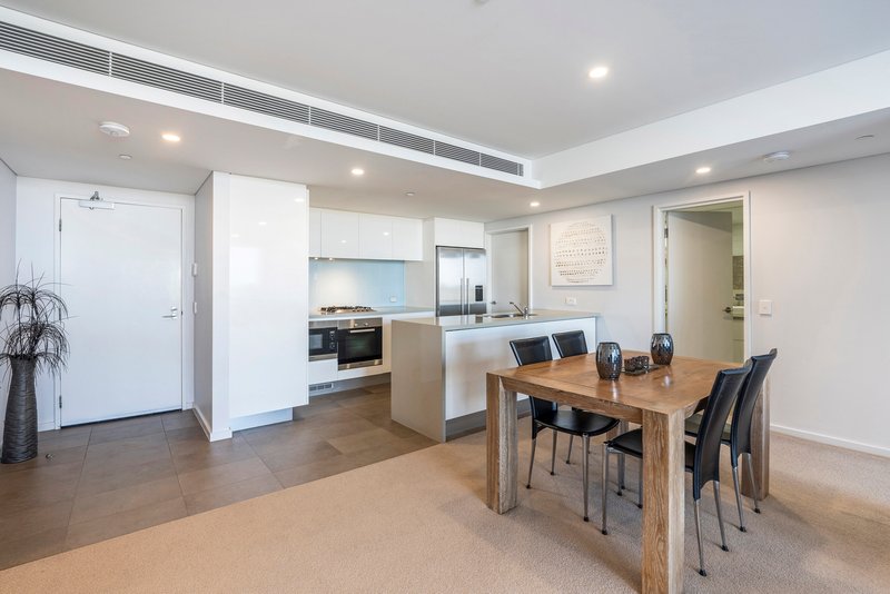 Photo - 1103/3 Marco Polo Drive, Mandurah WA 6210 - Image 8