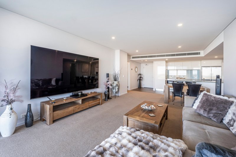 Photo - 1103/3 Marco Polo Drive, Mandurah WA 6210 - Image 9