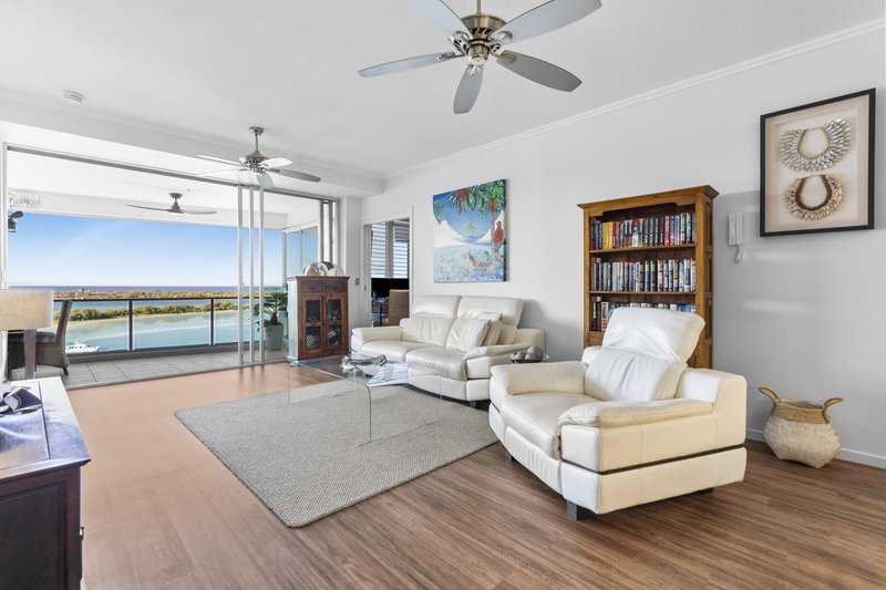 Photo - 1103/300 Marine Parade, Labrador QLD 4215 - Image 3