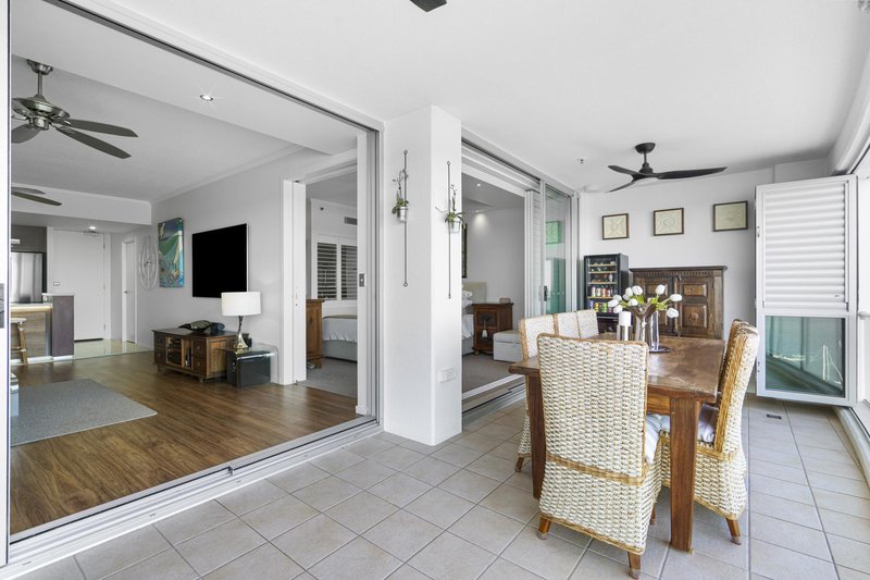 Photo - 1103/300 Marine Parade, Labrador QLD 4215 - Image 20
