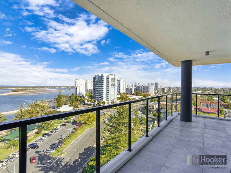 1103/372-374 Marine Parade, Labrador QLD 4215