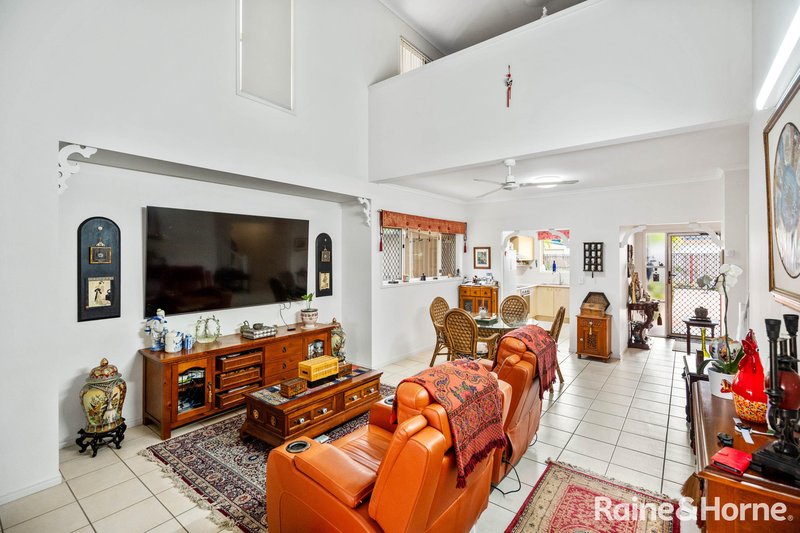 Photo - 110/34-56 Elizabeth Street, Urangan QLD 4655 - Image 2