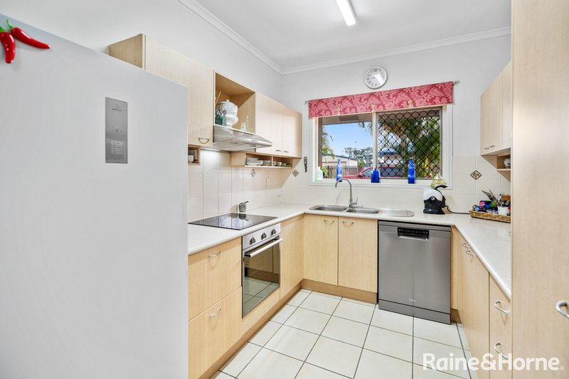 Photo - 110/34-56 Elizabeth Street, Urangan QLD 4655 - Image 3