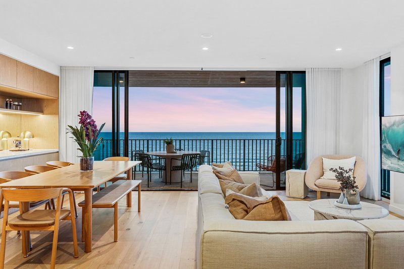 Photo - 1103/4 Seventeenth Avenue, Palm Beach QLD 4221 - Image 2