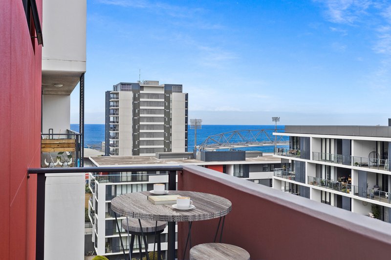 Photo - 1103/41 Crown Street, Wollongong NSW 2500 - Image 7