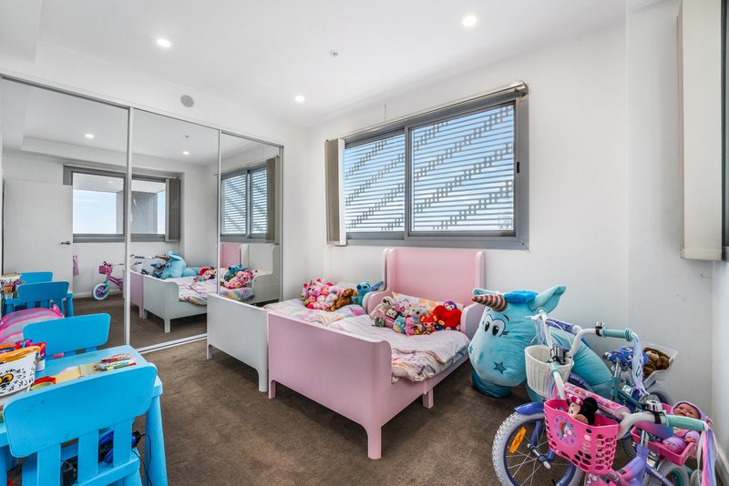 Photo - 1103/5 Second Avenue, Blacktown NSW 2148 - Image 6