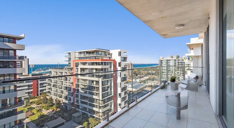 Photo - 1103/51 Crown Street, Wollongong NSW 2500 - Image 1