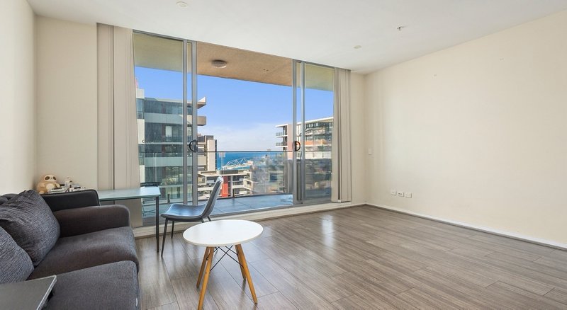 Photo - 1103/51 Crown Street, Wollongong NSW 2500 - Image 2