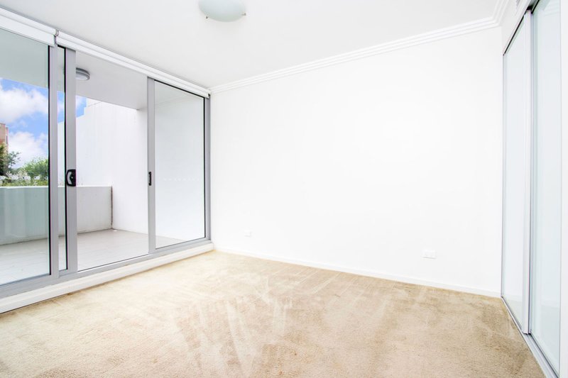 Photo - 110/36-46 Cowper Street, Parramatta NSW 2150 - Image 6