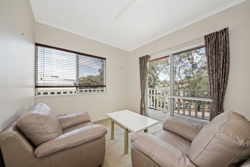 Photo - 1/104 Carmody Road, St Lucia QLD 4067 - Image 4