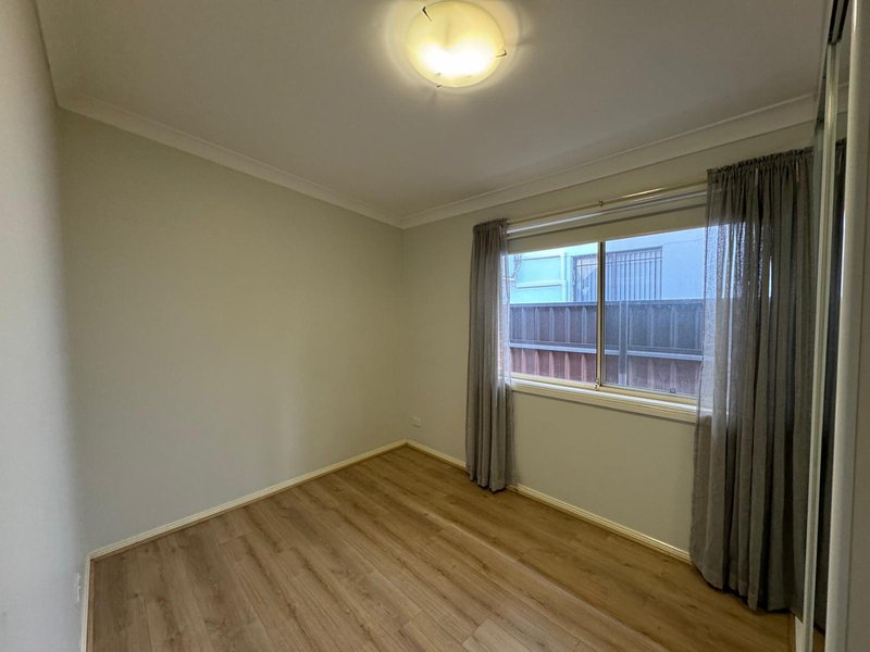 Photo - 1/104 Neville Street, Smithfield NSW 2164 - Image 4