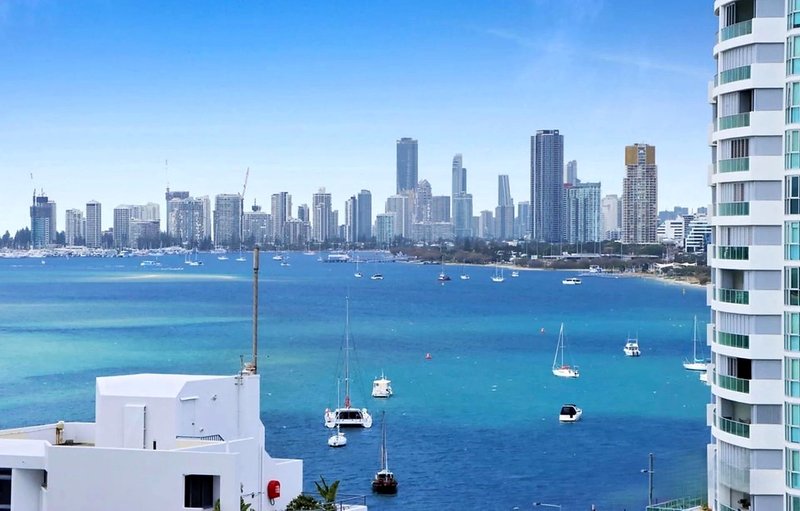 Photo - 1104/41 Labrador Street, Labrador QLD 4215 - Image 2