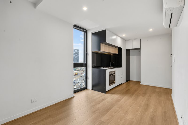 Photo - 1104/63 Haig Street, Southbank VIC 3006 - Image 2