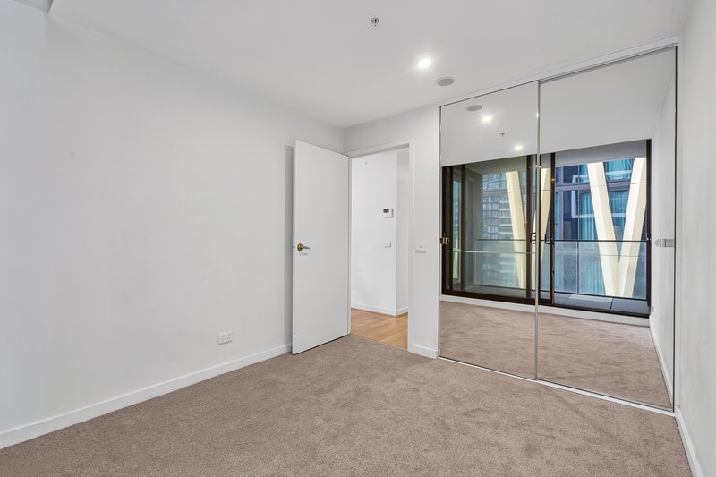 Photo - 1104/63 Haig Street, Southbank VIC 3006 - Image 7