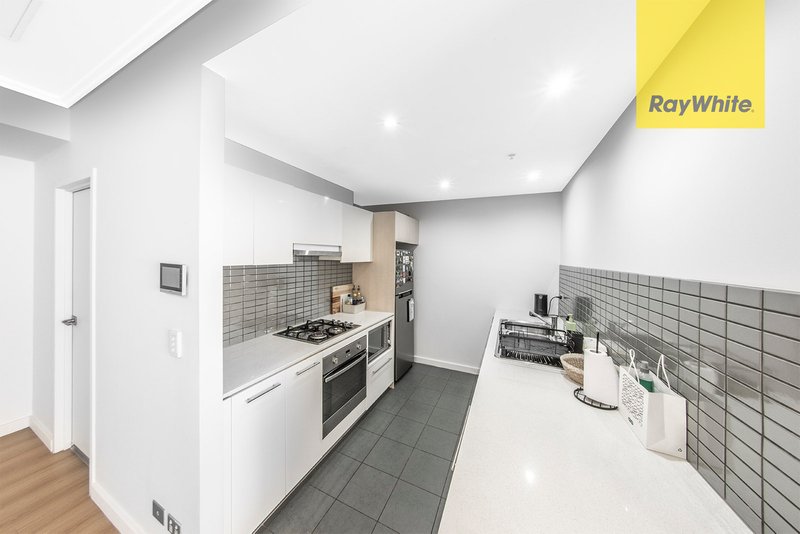 Photo - 1104B/8 Cowper Street, Parramatta NSW 2150 - Image 5