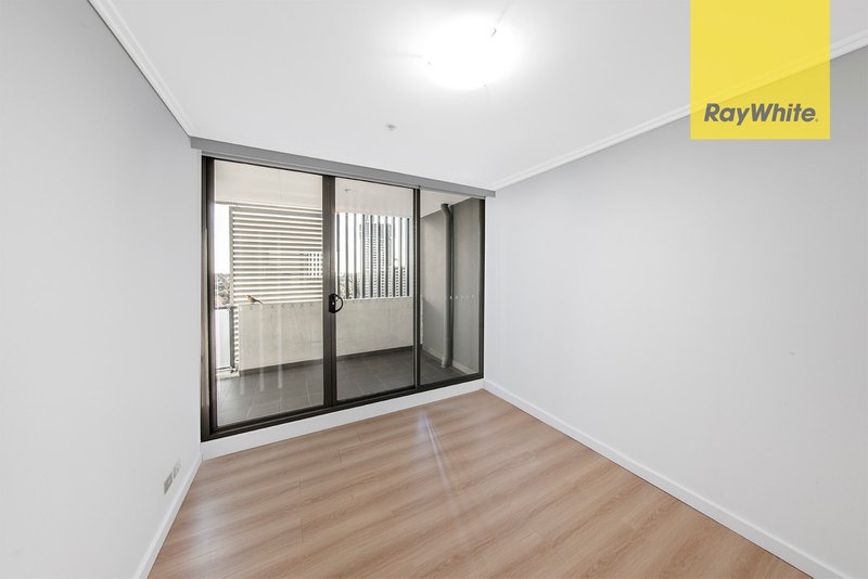 Photo - 1104B/8 Cowper Street, Parramatta NSW 2150 - Image 6