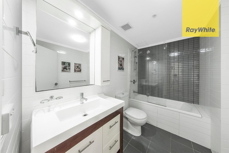 Photo - 1104B/8 Cowper Street, Parramatta NSW 2150 - Image 9
