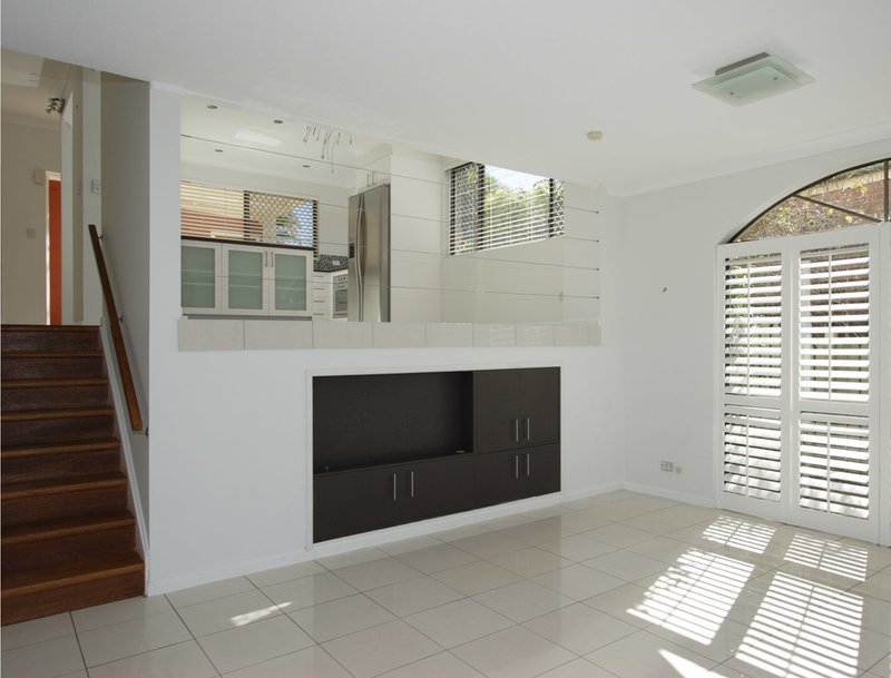 Photo - 1/105 Burnett Street, Buderim QLD 4556 - Image 2