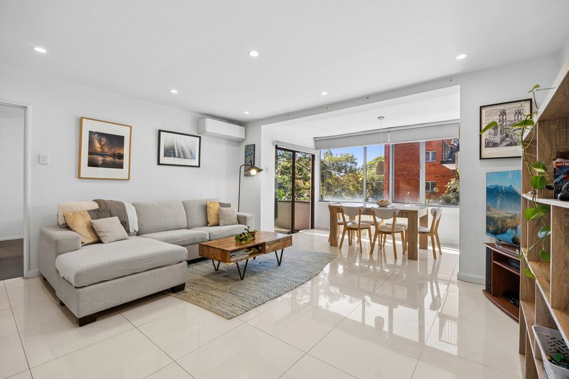 Photo - 1/105 Pacific Parade, Dee Why NSW 2099 - Image 3