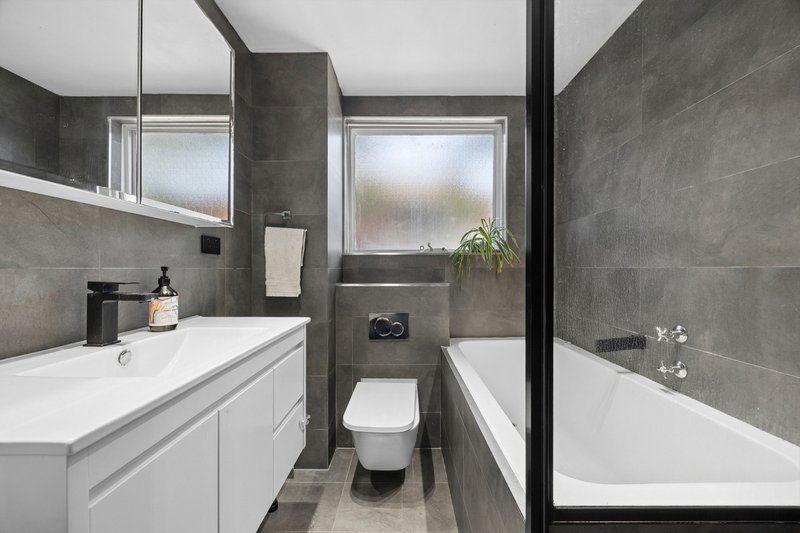 Photo - 1/105 Pacific Parade, Dee Why NSW 2099 - Image 7