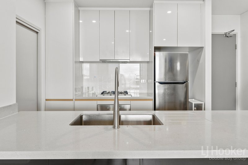 Photo - 1105/128 Banks Avenue, Eastgardens NSW 2036 - Image 3