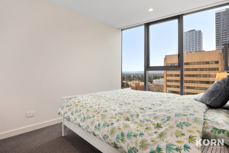 Photo - 1105/15 Austin Street, Adelaide SA 5000 - Image 5