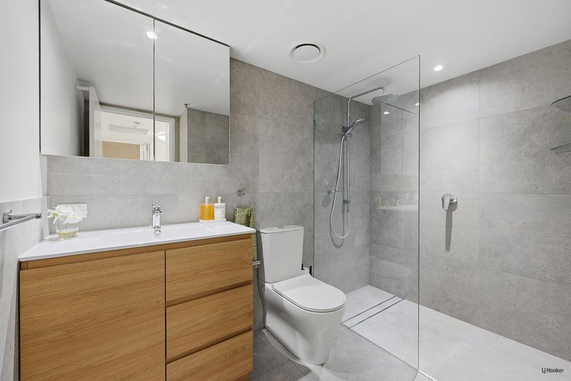 Photo - 1105/2865 Gold Coast Highway, Surfers Paradise QLD 4217 - Image 9