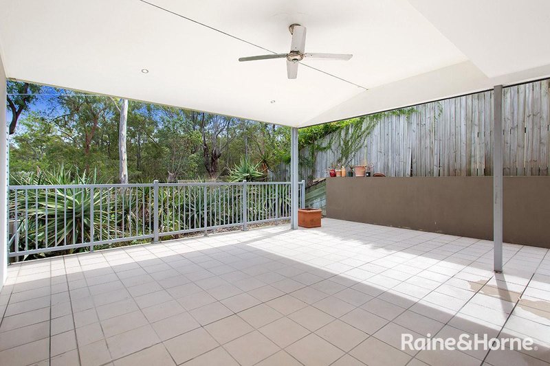 Photo - 1/106 Carmody Road, St Lucia QLD 4067 - Image 7