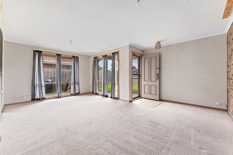 Photo - 1/106 Point Cook Road, Seabrook VIC 3028 - Image 3