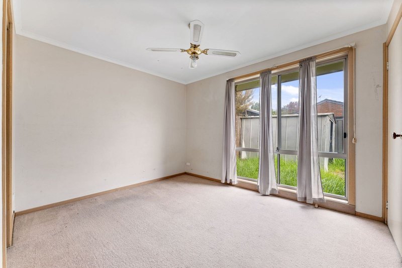 Photo - 1/106 Point Cook Road, Seabrook VIC 3028 - Image 7