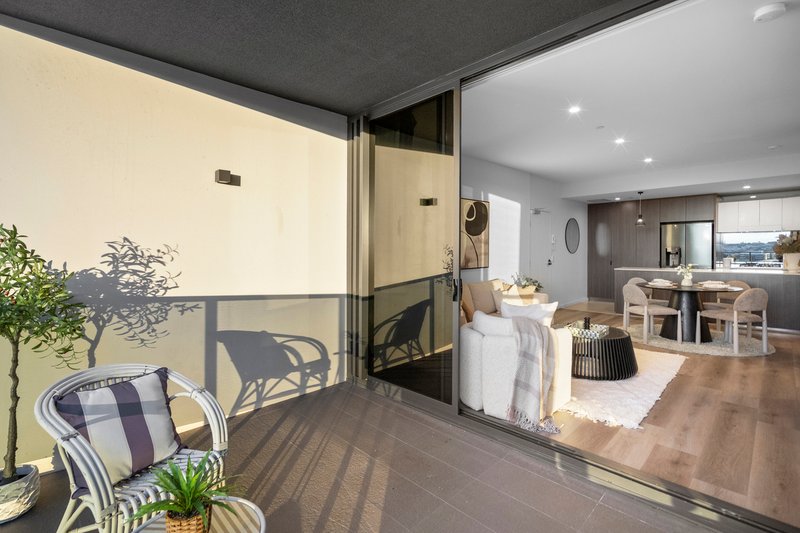 Photo - 1106/2-4 Edmondstone Street, South Brisbane QLD 4101 - Image 15