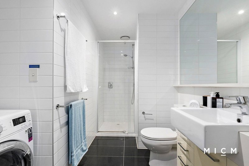 Photo - 1106/241 City Road, Southbank VIC 3006 - Image 8